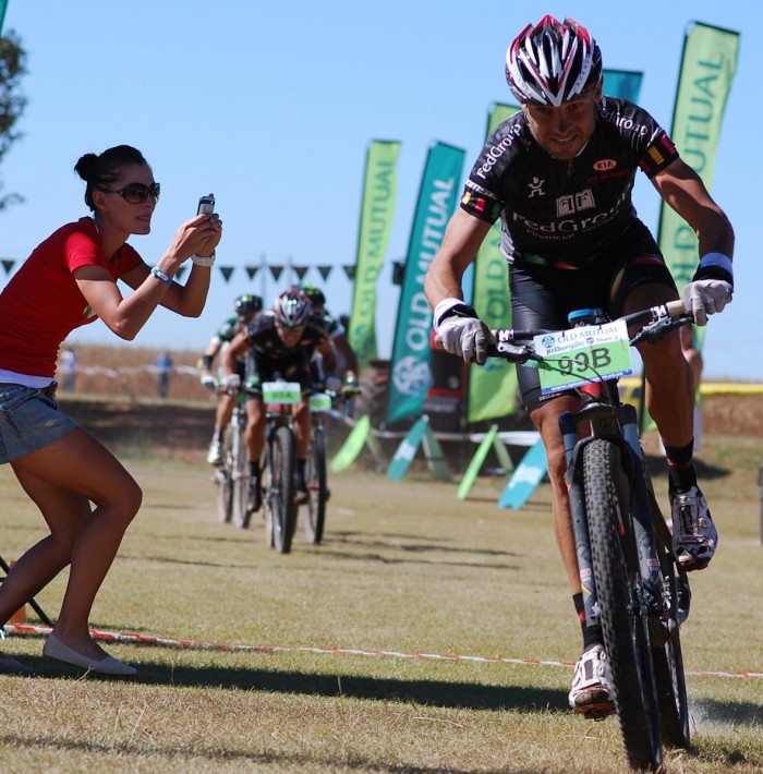 Jacques Rossouw of FedGroup-Itec Connect crosses the line first on the fourth stage of the Old Mutual joBerg2c between Sterkfontein Dam and Winterton on Monday. Photo: Full Stop Communications Jacques Rossouw of FedGroup-Itec Connect crosses the line first on the fourth stage of the Old Mutual joBerg2c between Sterkfontein Dam and Winterton on Monday. Photo: Full Stop Communications