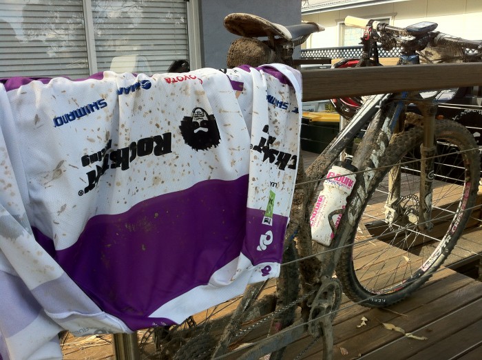Leaders jersey, safe for another round Leaders jersey, safe for another round