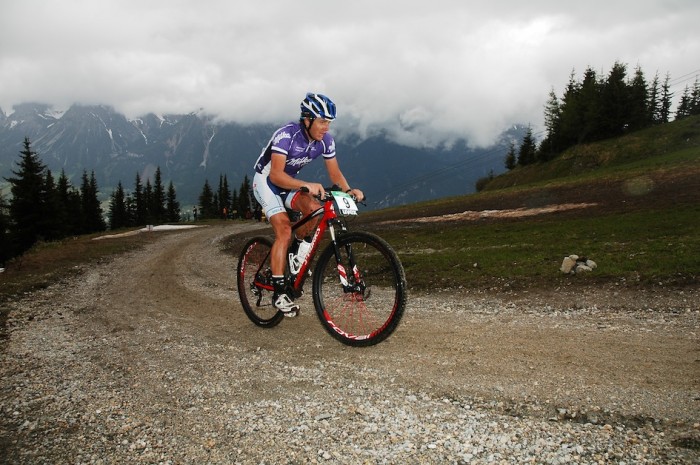 Kristian Hynek wears the chocolate jersey, and extends his lead. Photo: Regina Stanger Kristian Hynek wears the chocolate jersey, and extends his lead. Photo: Regina Stanger