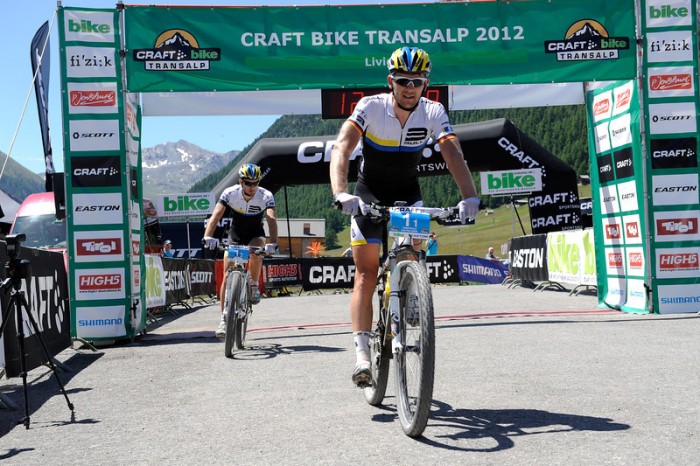 Team Bulls, fourth men team today, arrives in Livigno, in front Karl Platt (GER), Tim Böhme (GER) behind © Craft Bike Transalp/Peter Musch Team Bulls, fourth men team today, arrives in Livigno, in front Karl Platt (GER), Tim Böhme (GER) behind © Craft Bike Transalp/Peter Musch
