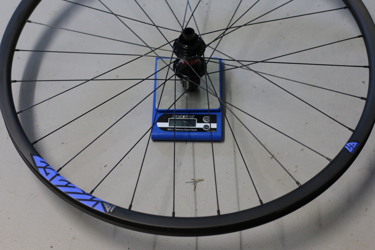 light bike carbon wheels