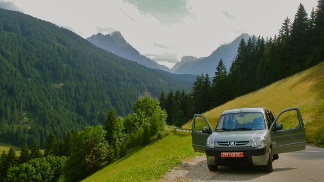 A man, his van and a vista