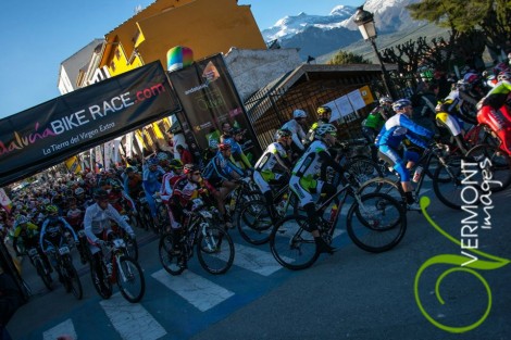 Stage 4 gets underway at the Andalucia Bike Race