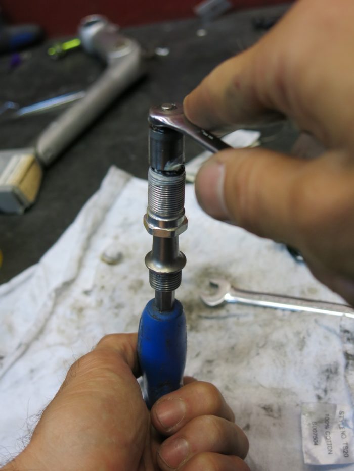 removing shimano spd pedals