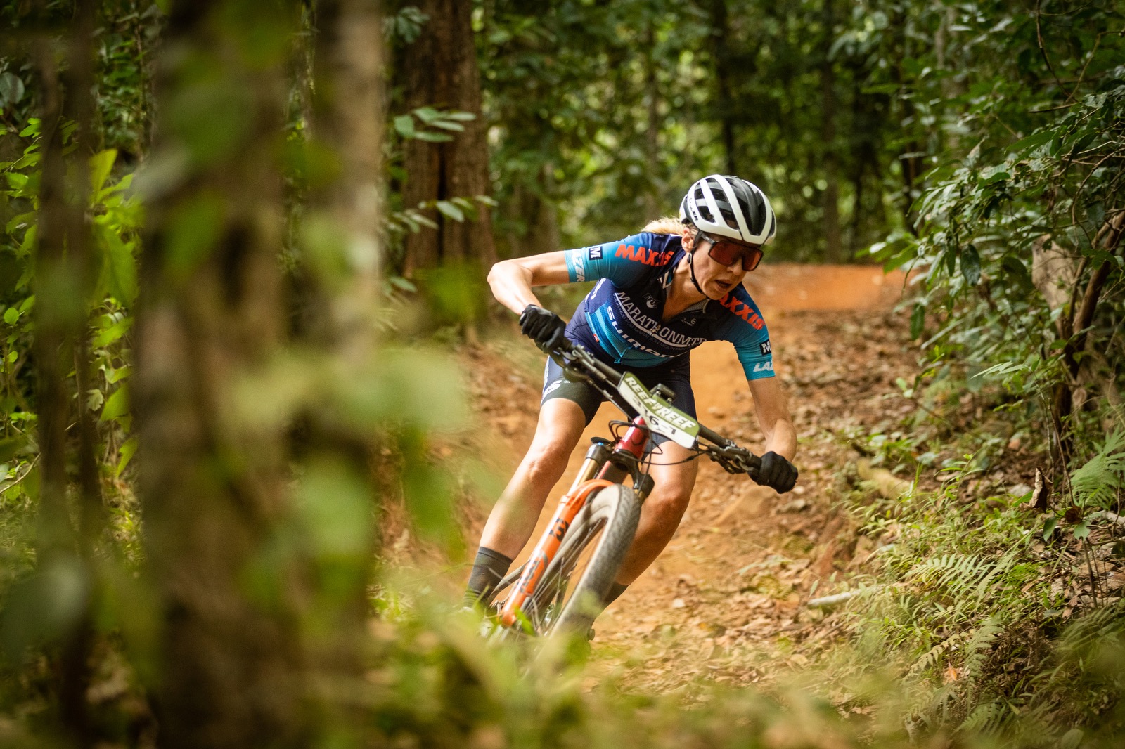 Maak leven Onbemand Buik Good vibes only at Reef to Reef Day 1 | MarathonMTB.com